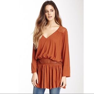 🎉2X HP🎉 🆕 Free People {Moonlight Romantic} V-Neck Lace Detail Tunic